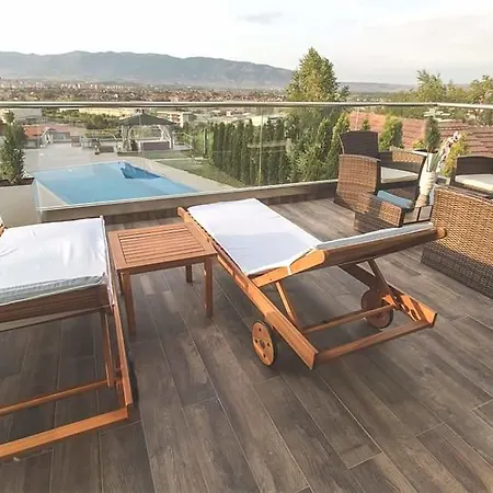Lumiere Apartment *