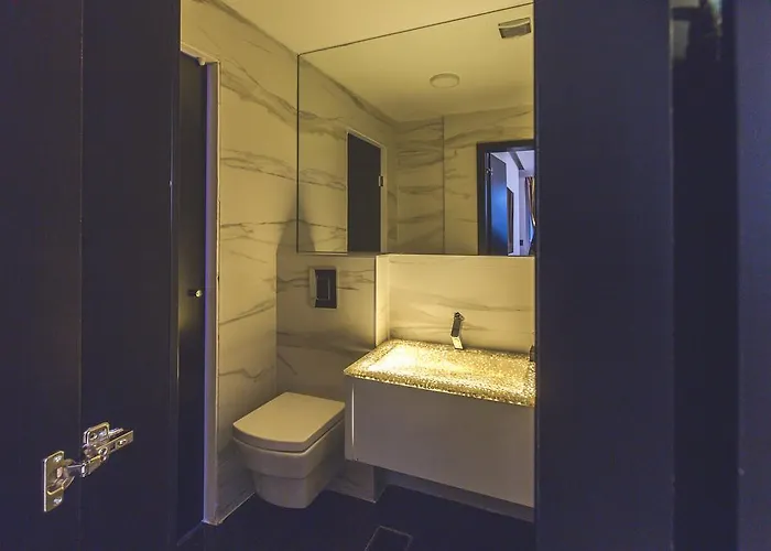 Lumiere Скопье